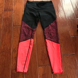Old Navy Mid Rise Active Leggings